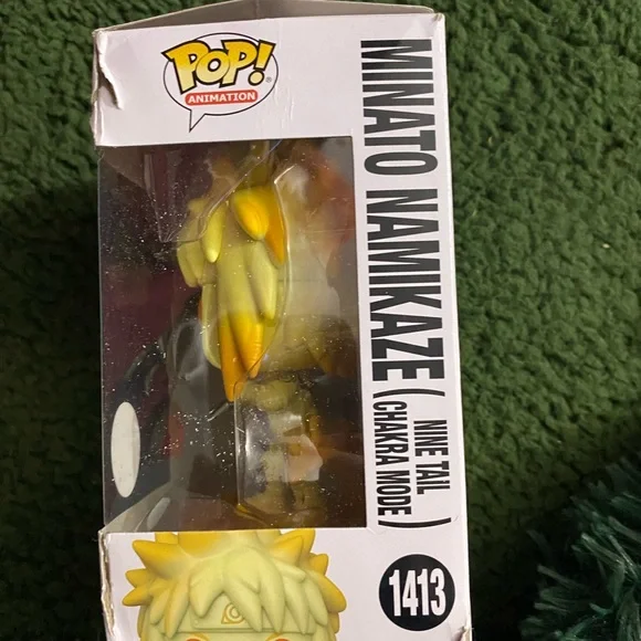 Funko Exclusive Yellow Minato Namikaze Figure - Picture 3 of 8
